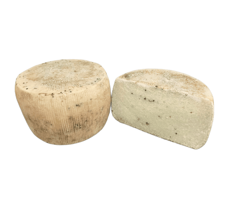Pecorino stagionato con pepe nero